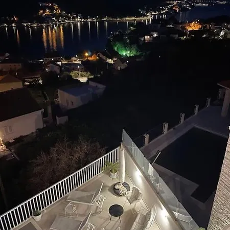 Ansay With Heated Swim Pool And Sea View Вилла Затон