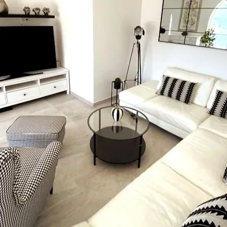 Villa Ansay With Heated Swim Pool And Sea View *
