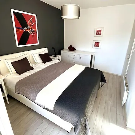 Вилла Ansay With Heated Swim Pool And Sea View Затон