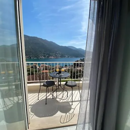 Ansay With Heated Swim Pool And Sea View 빌라