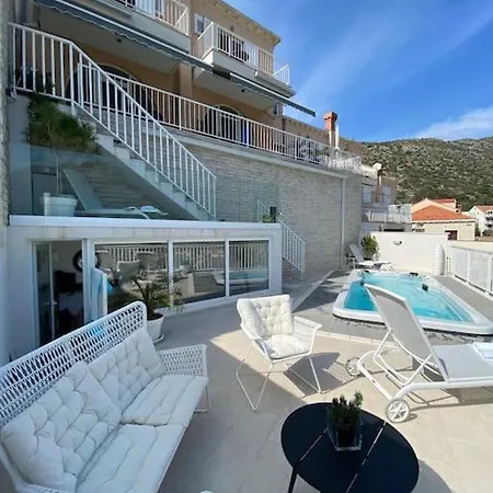 Ansay With Heated Swim Pool And Sea View *